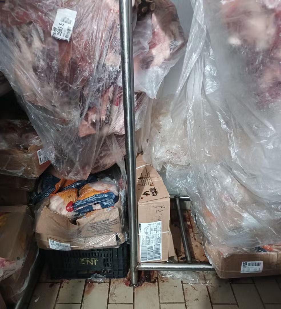 Vigilância Sanitária apreende 10kg de carne imprópria para consumo em supermercado de Sumaré