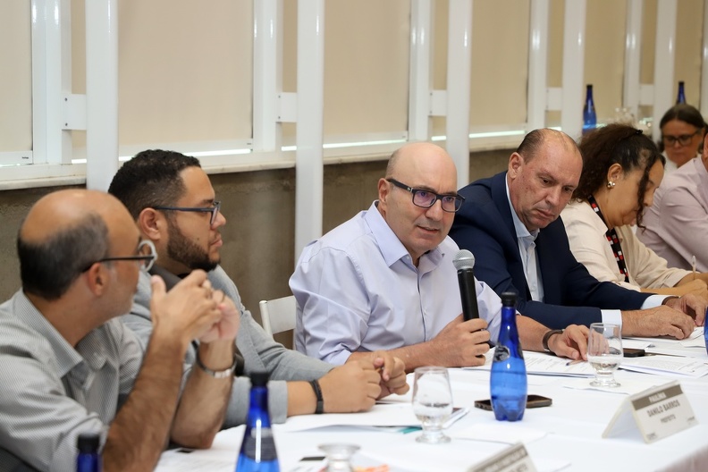 Reunião define criação de microflorestas em municípios da RMC