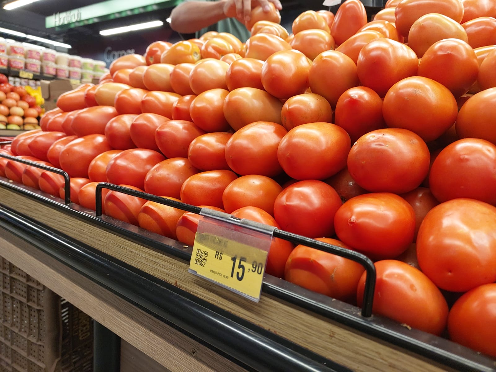 Tomate sobe 87% no ano e eleva custo da cesta básica em Campinas