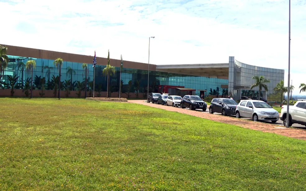 Justiça condena prefeitura de Paulínia por superfaturamento em contratos de transporte de alunos