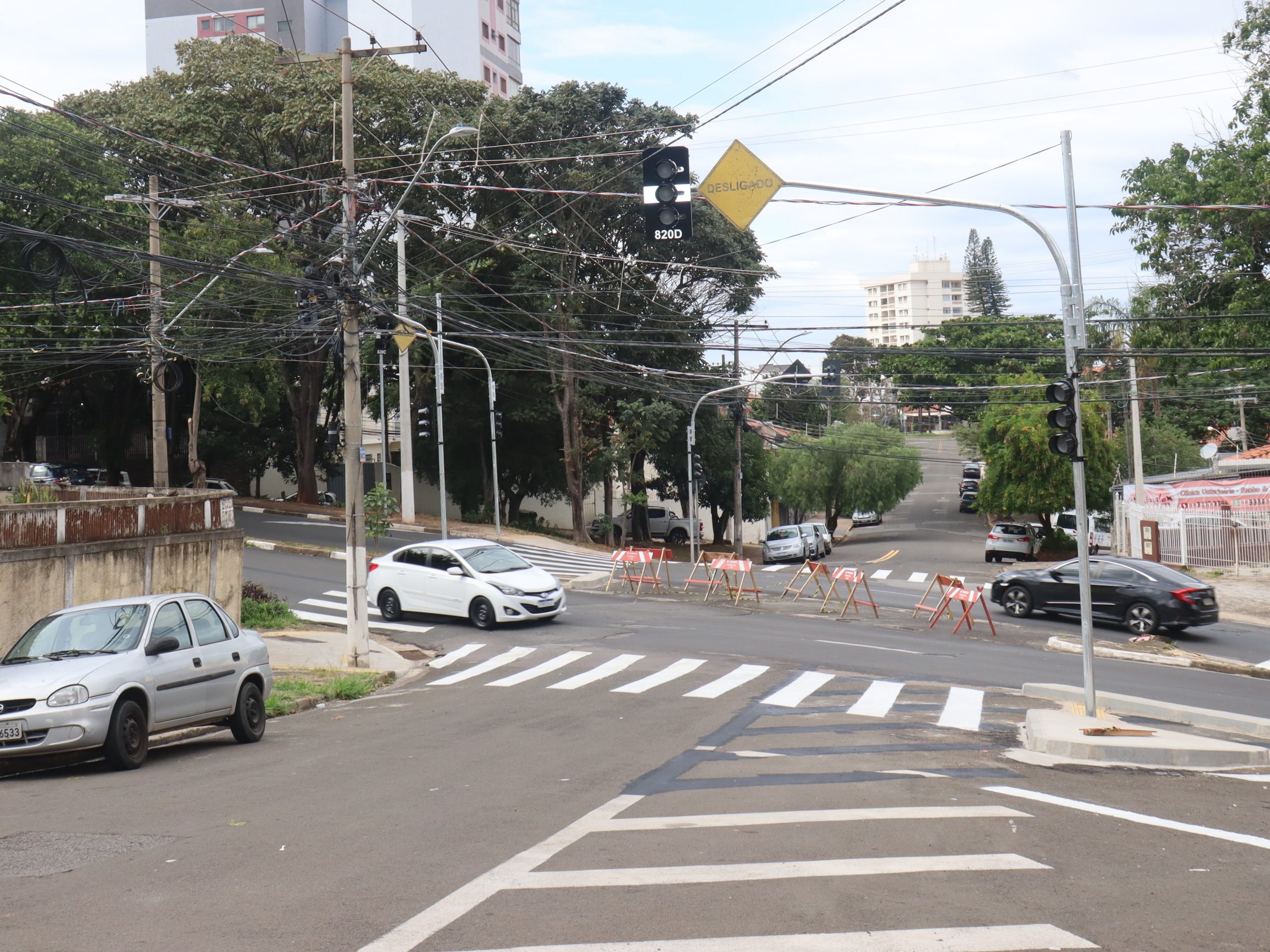 Novo semáforo começa a funcionar na Av. Marechal Rondon com a Manuel Garcia