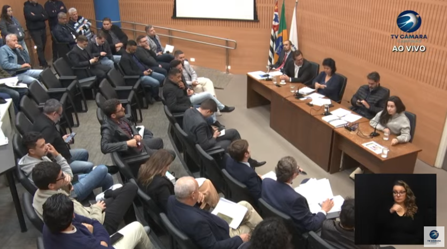 Comissão Processante inicia oitivas em investigação contra vereador Vini Oliveira por filmagem em hospital 