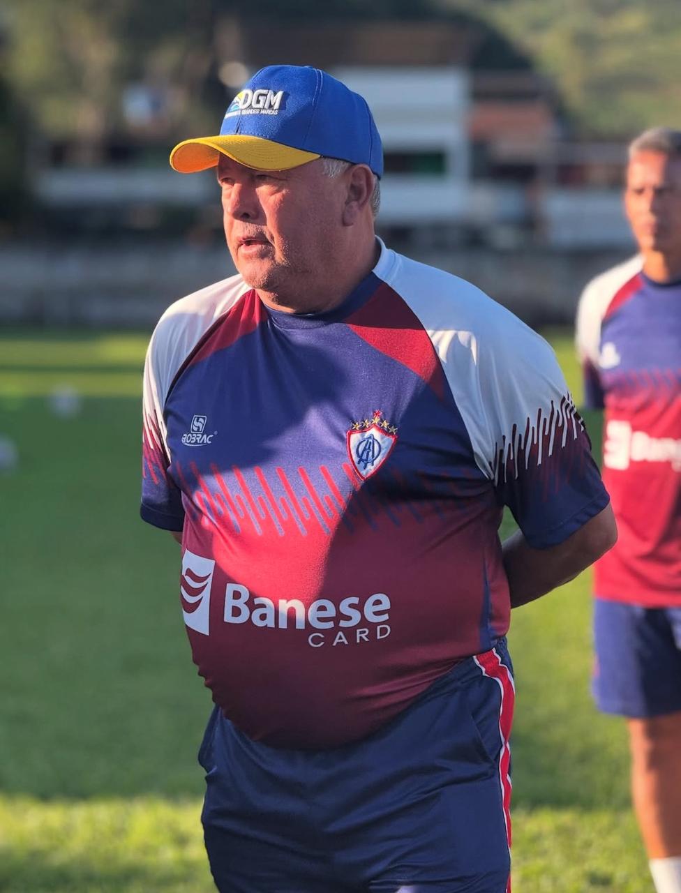 “Líder do Z4”, Itabaiana demite técnico Roberto Cavalo antes de enfrentar o Guarani