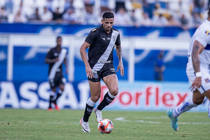 Ponte Preta perde atacante para futebol do exterior