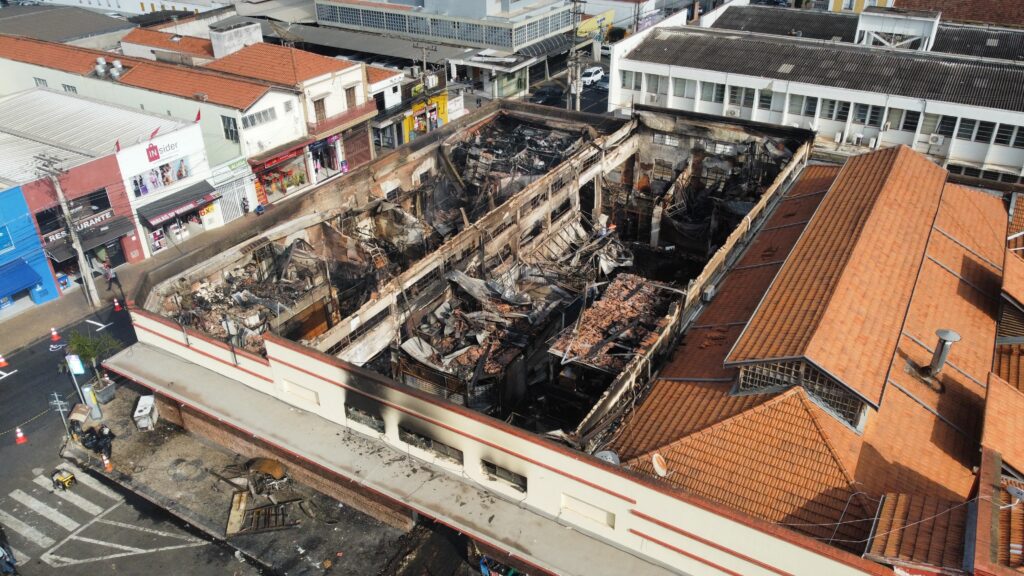 Prefeitura de Piracicaba estuda estrutura provisória para comerciantes do Mercadão 