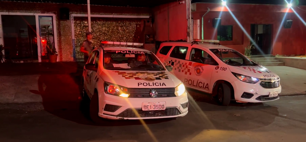 Homem é mantido em cárcere privado dentro de casa de prostituição no Itatinga