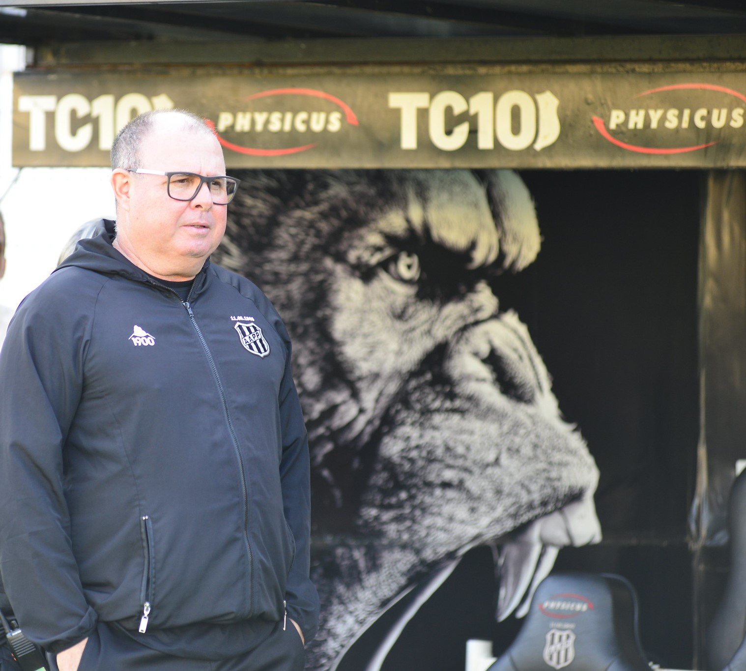 Marcelo Fernandes comemora estreia com vitória e classificação no comando da Ponte Preta