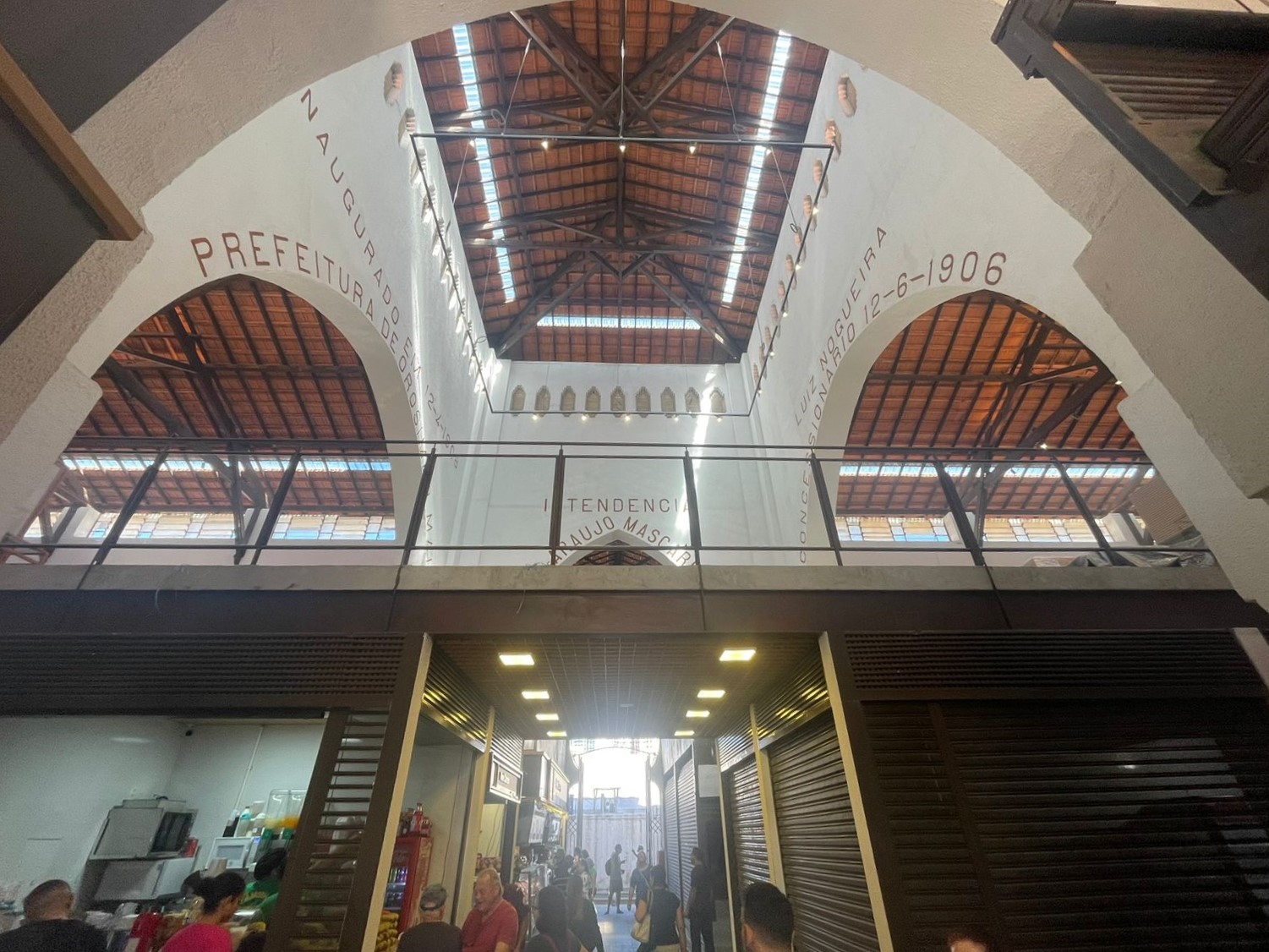 Mercadão de Campinas reabre ao público e atende em meio a mudança