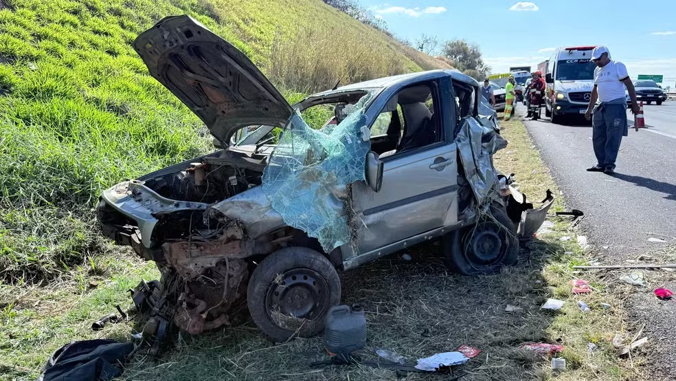 Polícia investiga ocorrência na Bandeirantes e busca identificar motorista que teria provocado o acidente 