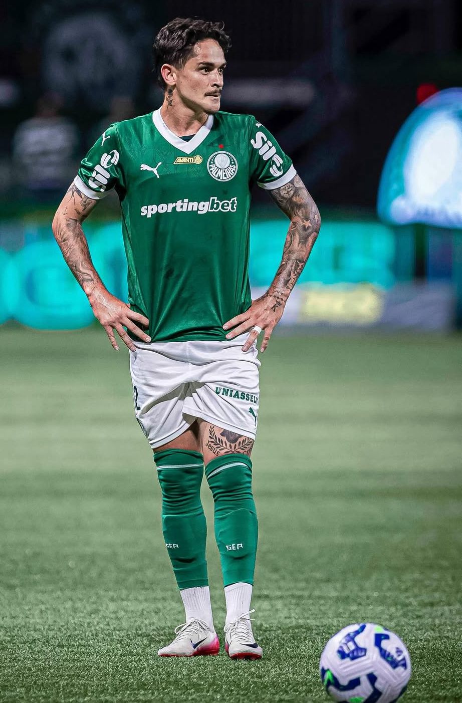 Técnico Abel Ferreira tem dúvidas na escalação do Palmeiras para enfrentar o River Plate