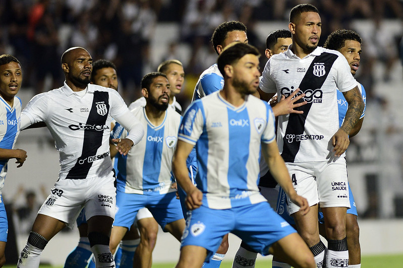 Ponte Preta tem acesso a quantia que estava bloqueada e pode quitar Transfer Ban