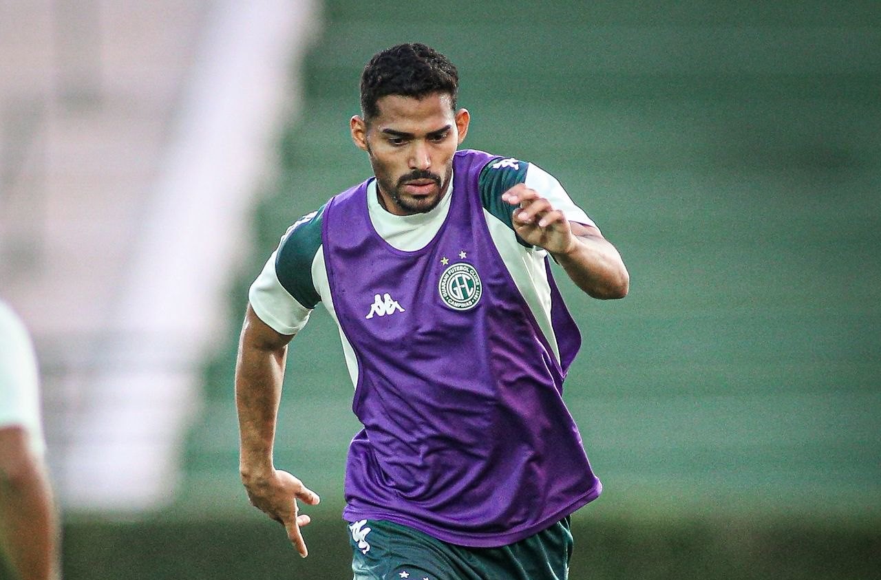Lateral do Guarani projeta duelo contra a Ponte Preta “Semana e o jogo da vida”
