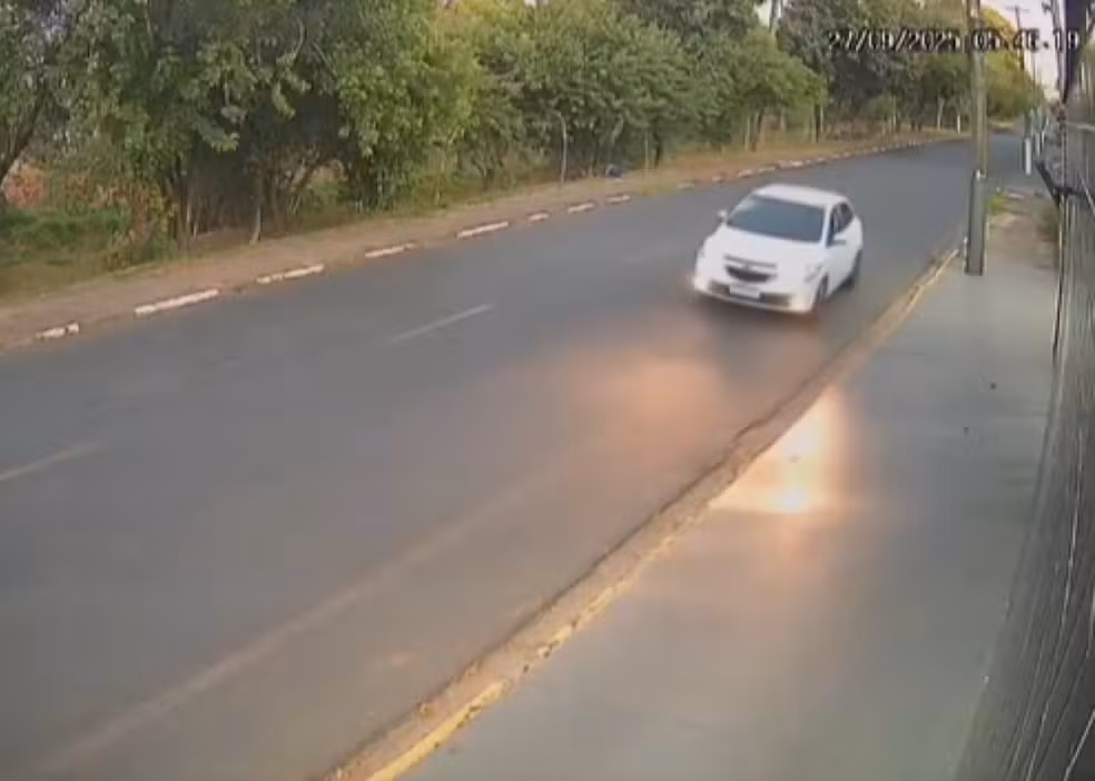 Polícia investiga caso de motorista que atropelou idoso e fugiu em Itapira
