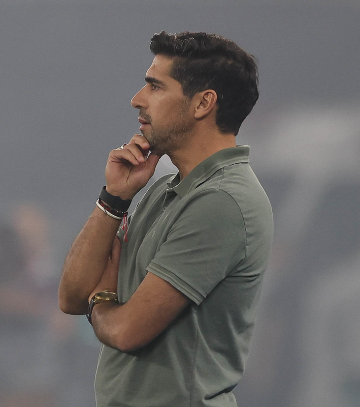 Confiante, Abel Ferreira crê em virada do Palmeiras contra LDU