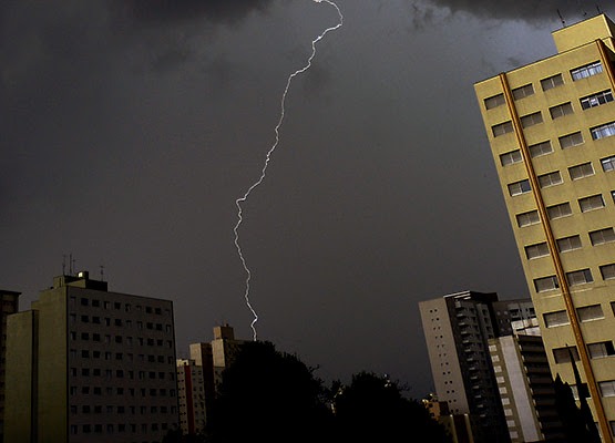 Ciclone extratropical provoca chuva forte e ventos na região de Campinas