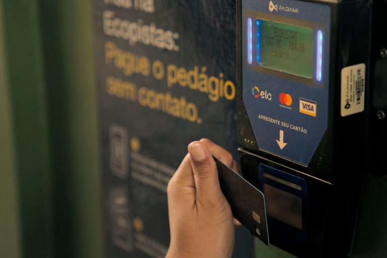Rota das Bandeiras ativa cabines de autoatendimento nos pedágios do Corredor Dom Pedro