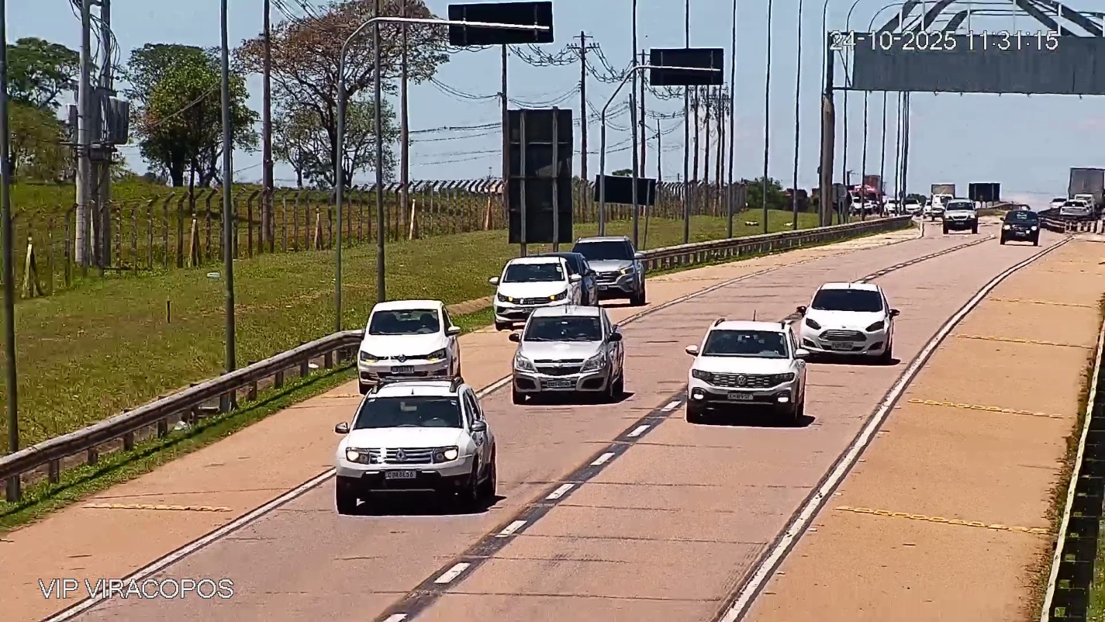 Novas câmeras vão multar parada irregular na avenida do Aeroporto de Viracopos