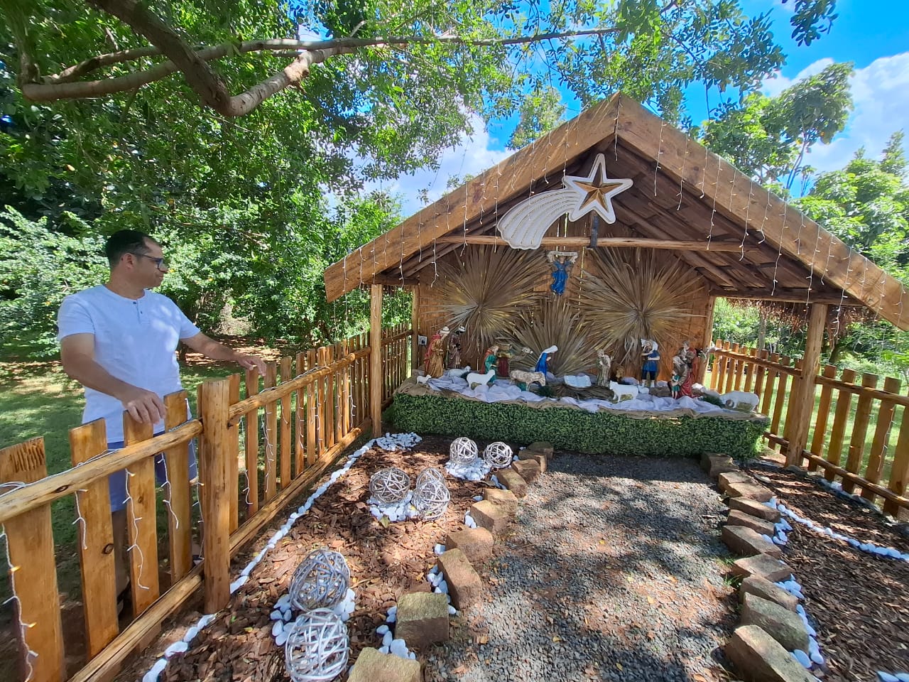 Presépio no Parque Via Norte vira atrativo entre moradores de Campinas