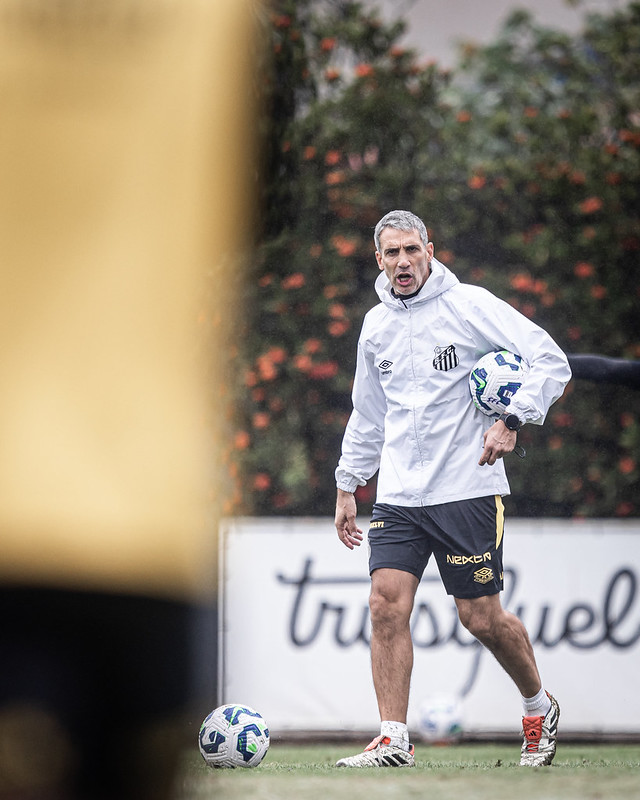 Com Neymar, Santos precisa da vitória em Caxias para espantar fantasma do Z4