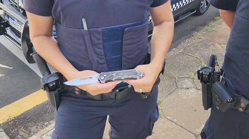 Homem é preso pela GCM após ameaçar mulher com faca em Limeira