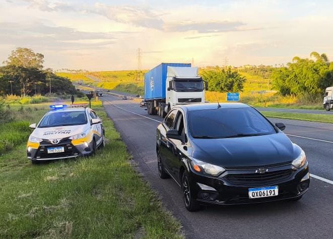 Polícia