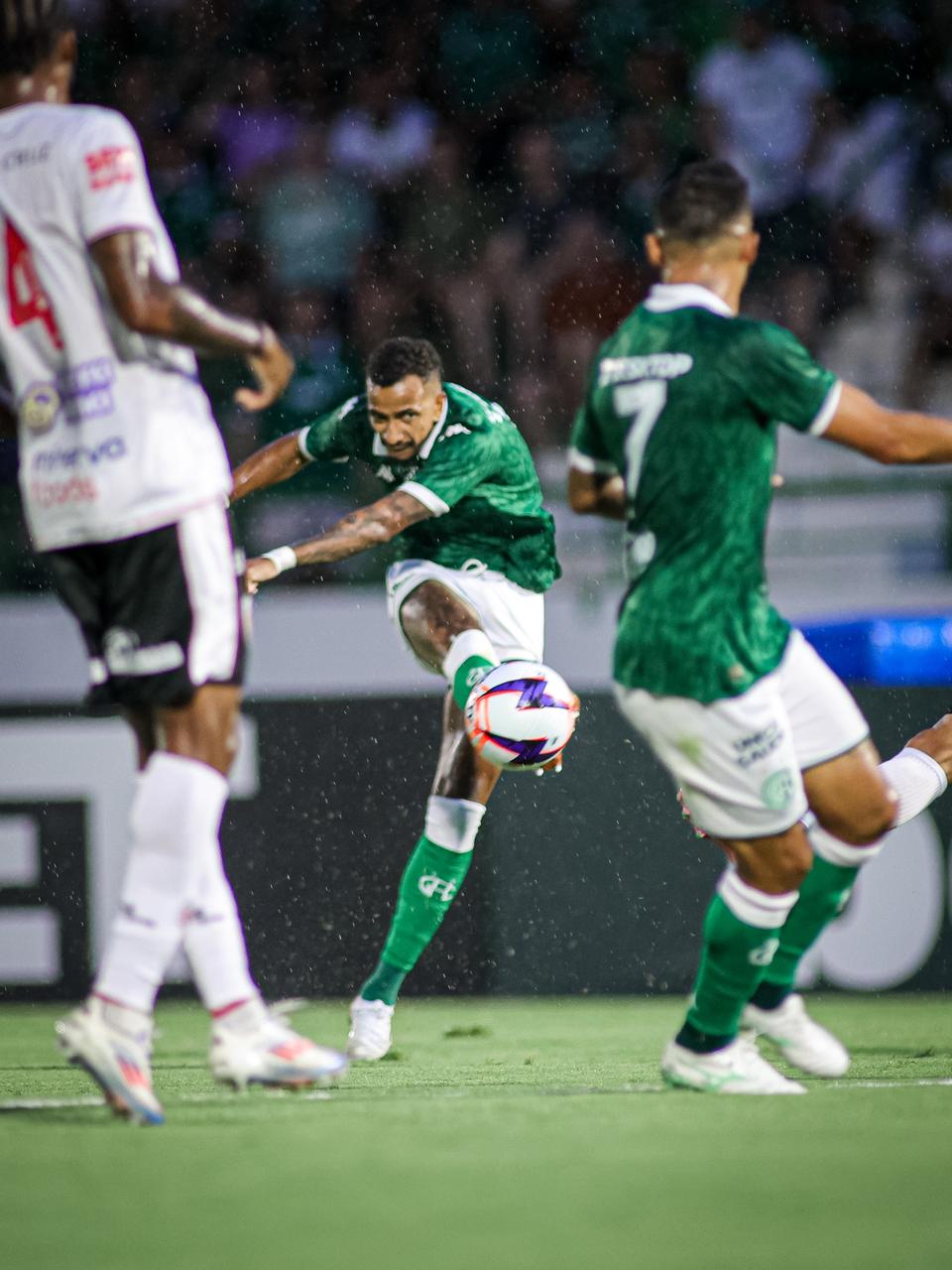 Guarani sai na frente, mas cede o empate no fim para o Primavera