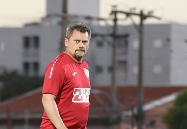 Técnico da Lusa celebra permanência e mira vitória sobre a Ponte para se classificar