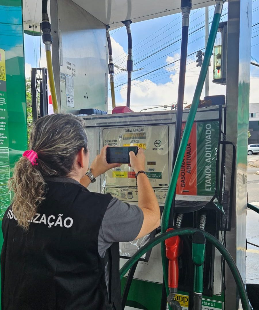 Posto de combustíveis é autuado pelo Procon por irregularidades em Americana