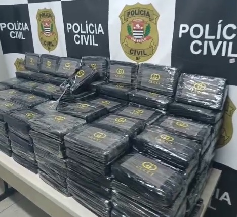 Polícia Civil apreende 225 kg de cocaína em caminhão no Parque Via Norte, em Campinas