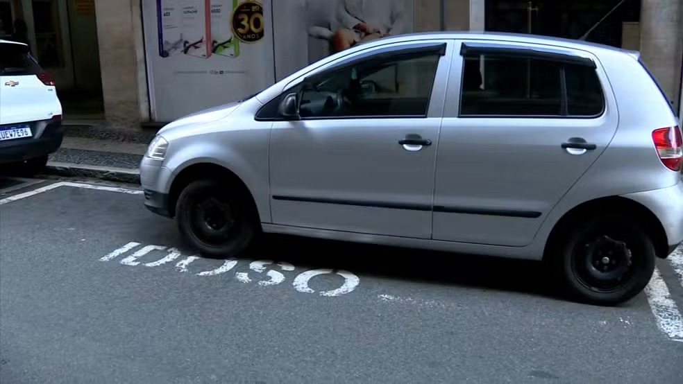 Multas por uso irregular de vagas especiais em Campinas disparam mais de 245% no início de 2026