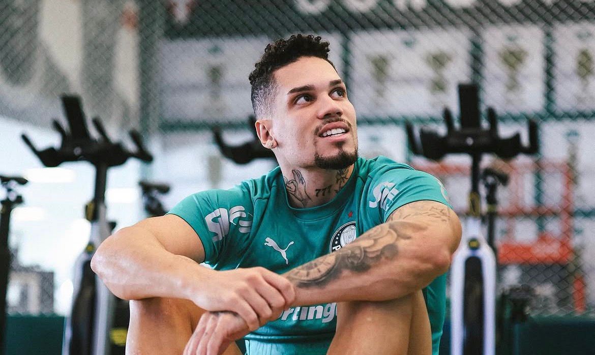 Abel Ferreira tenta contar com Paulinho para a volta do Palmeiras ao Brasileirão
