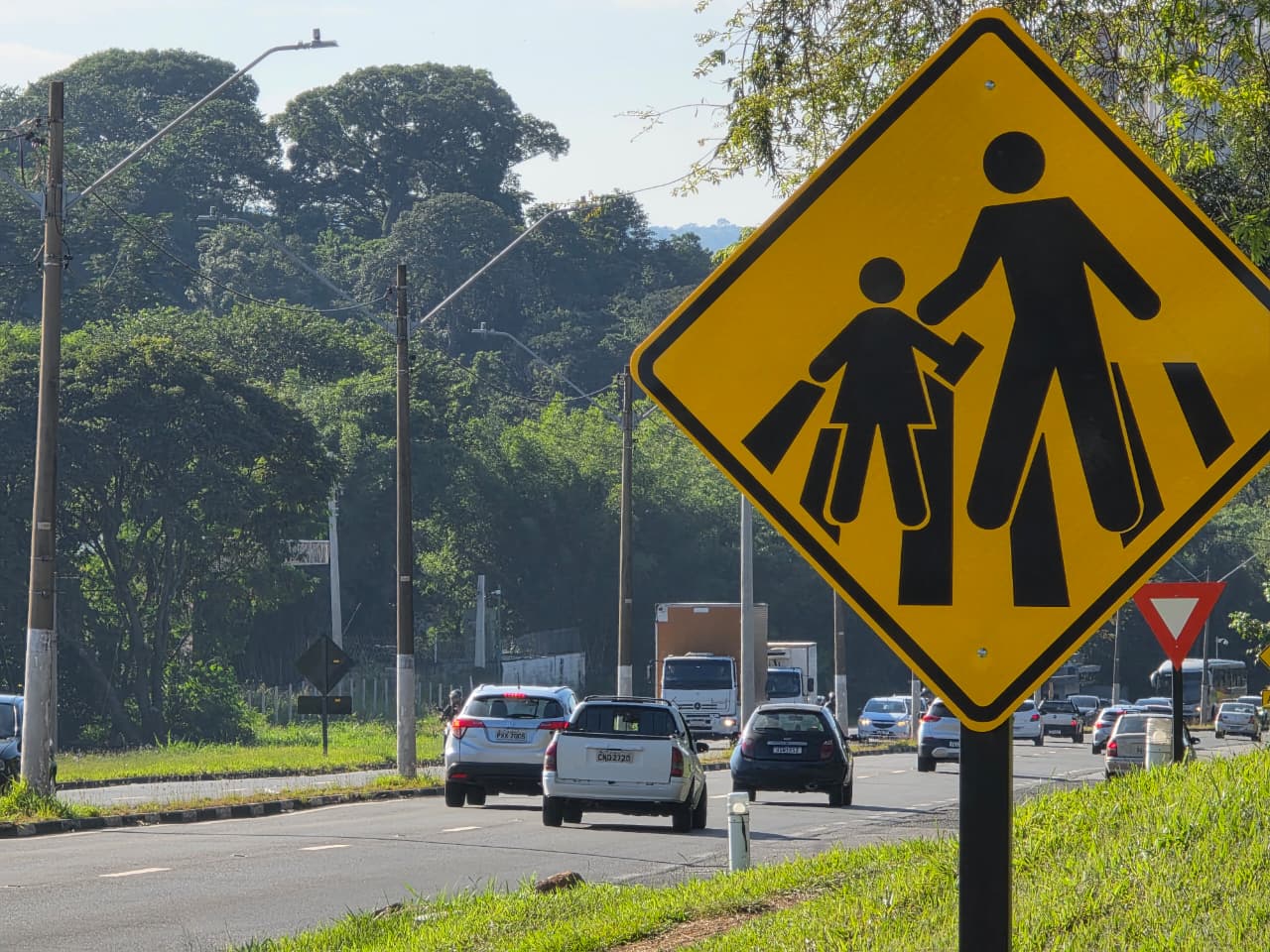 Rodovias têm trânsito intenso e acidentes fatais no feriado de Páscoa