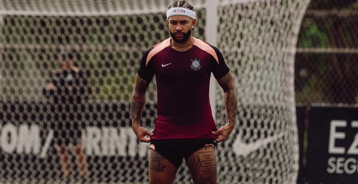 Sem Memphis, Corinthians desembarca na Colômbia para consolidar primeira colocação do grupo