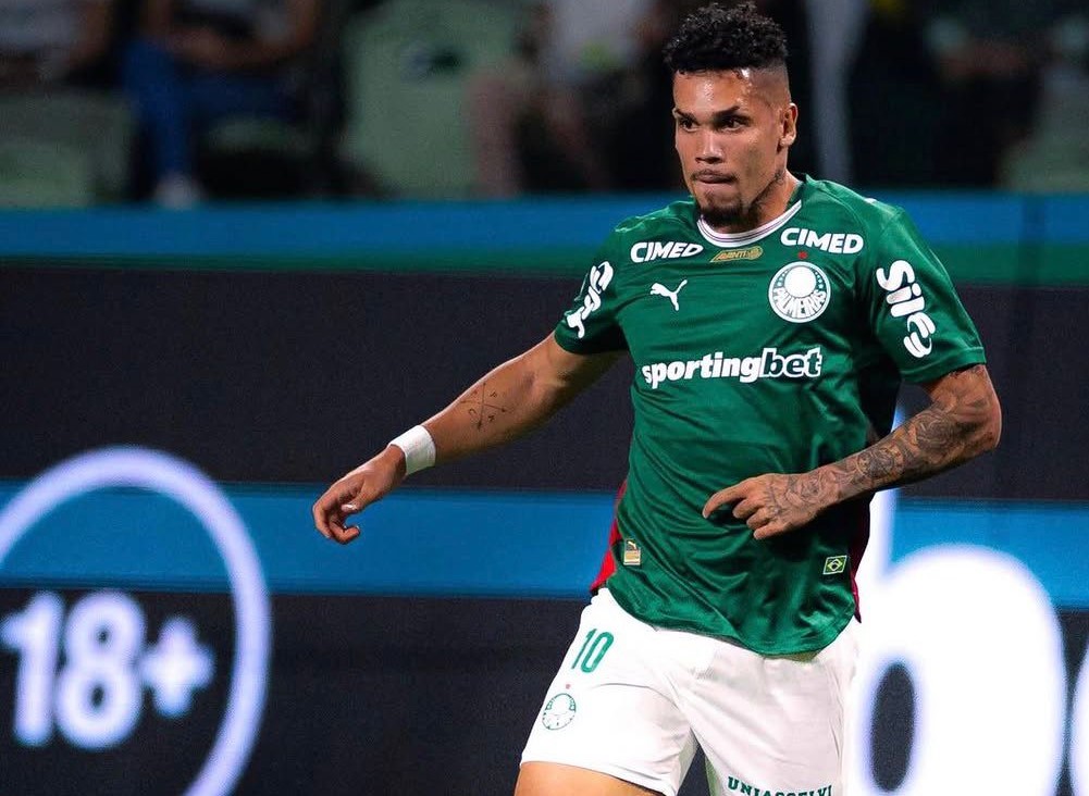 Atacante Paulinho segue como desfalque no Palmeiras