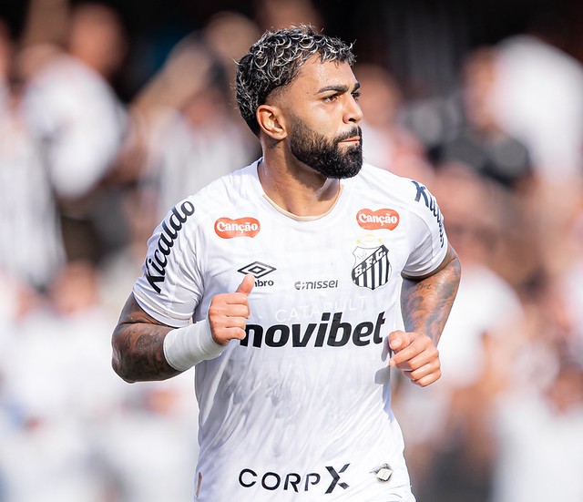 Santos joga por uma vitória nesta noite contra o Coritiba para avançar na Copa do Brasil