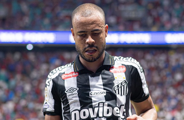 Cuca já tem desfalque certo no Santos para enfrenta o Recoleta
