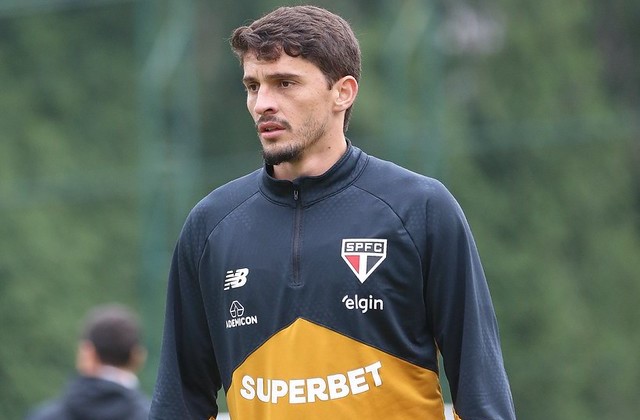 Pablo Maia volta a treinar e vira opção para técnico Dorival Júnior do São Paulo