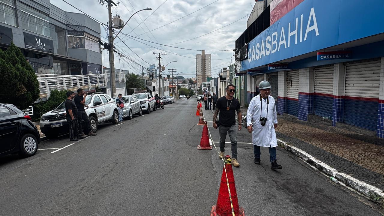 Investigação deve apontar causa de incêndio que destruiu loja em Santa Bárbara d’Oeste