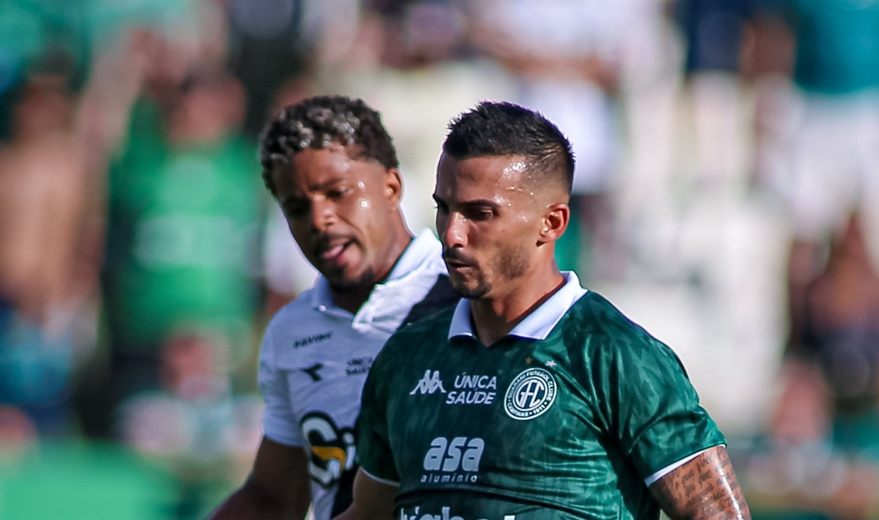 Guarani e Ponte Preta entram em campo nesta segunda-feira (22)