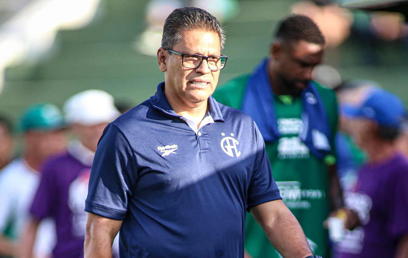 Técnico do Guarani pode repetir time para o duelo contra o Caxias