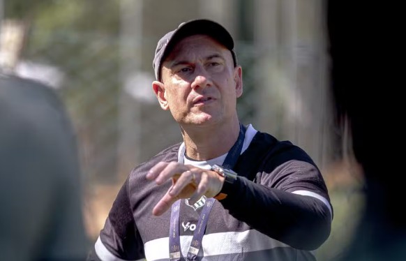 Ponte Preta acerta com o técnico Márcio Zanardi