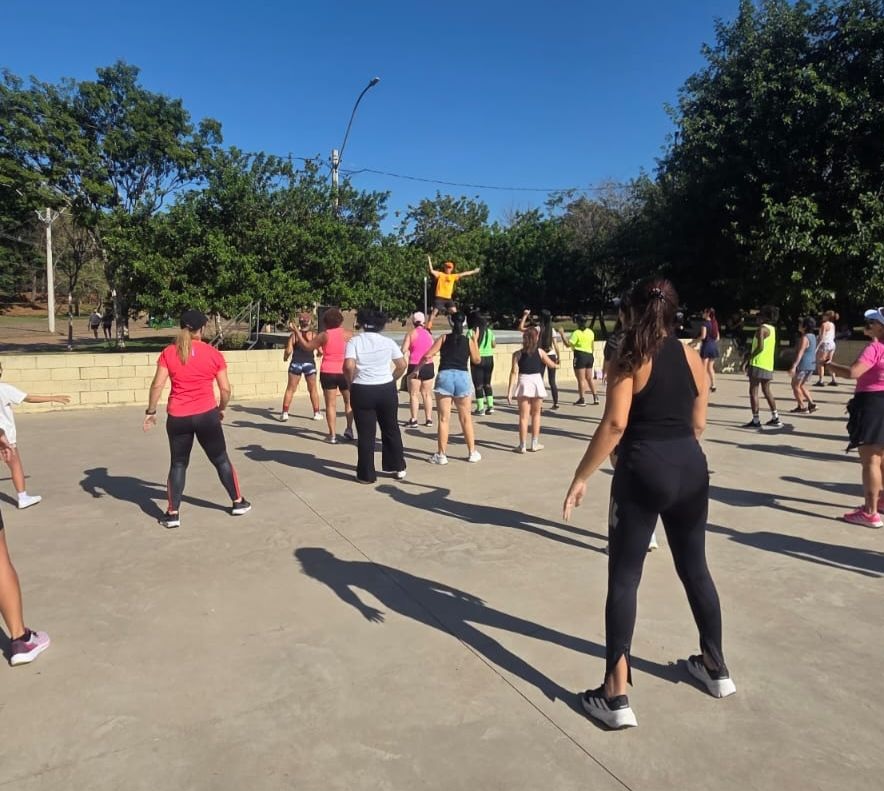 Lagoa do Taquaral recebe aula gratuita de ritmos neste domingo em Campinas