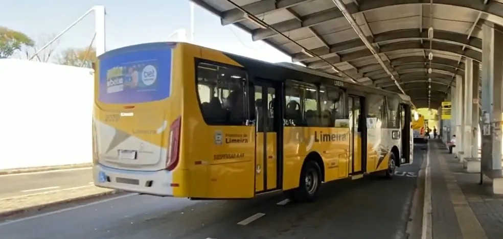 Após nove horas de paralisação, Justiça determina retomada parcial dos ônibus em Limeira