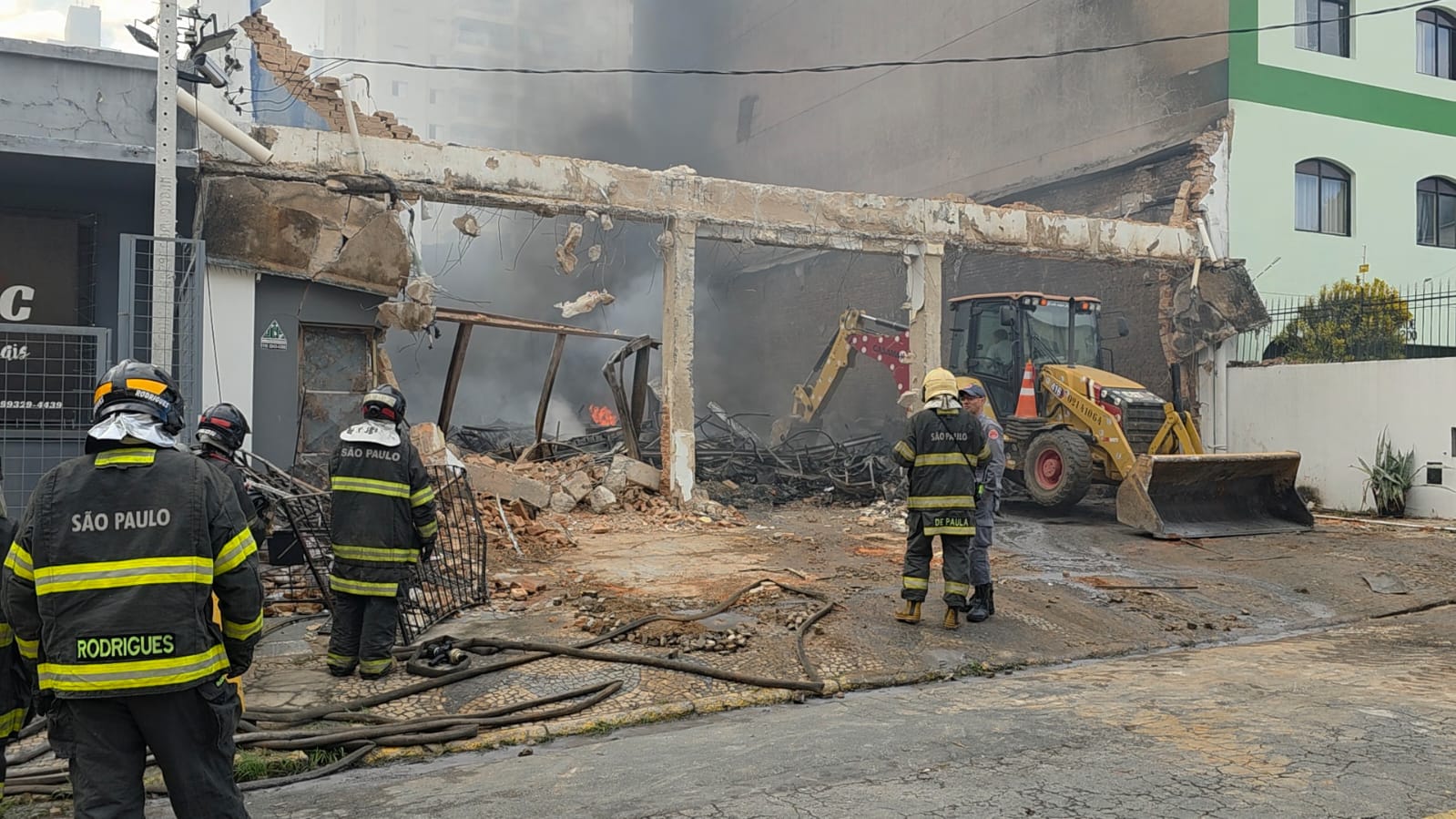 incêndio
