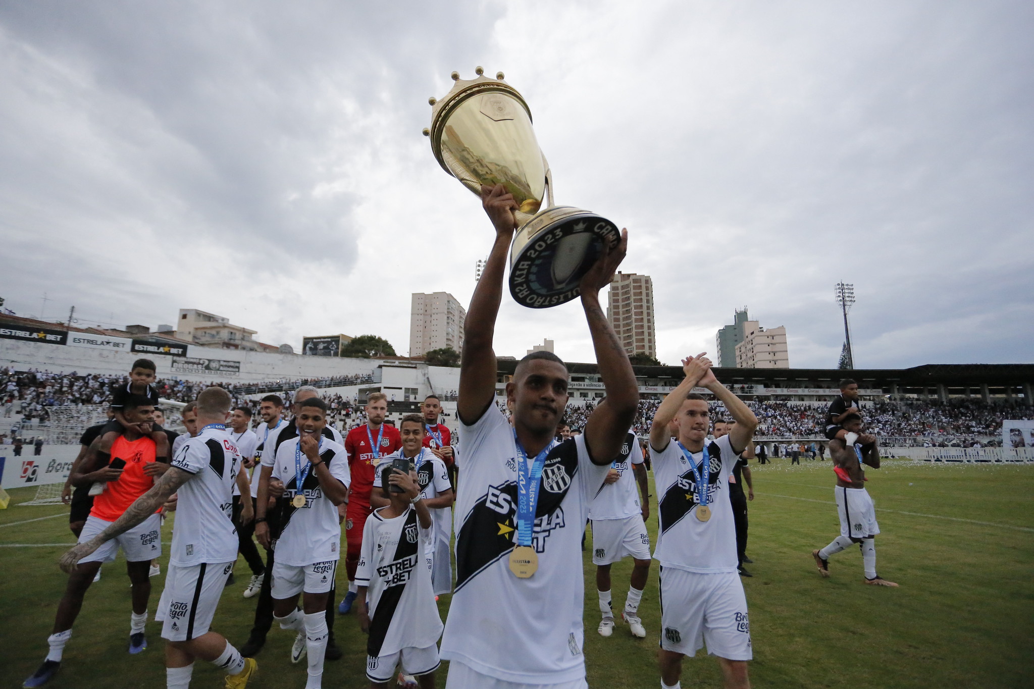Ex-jogador da Ponte Preta é anunciado por clube da Bolívia