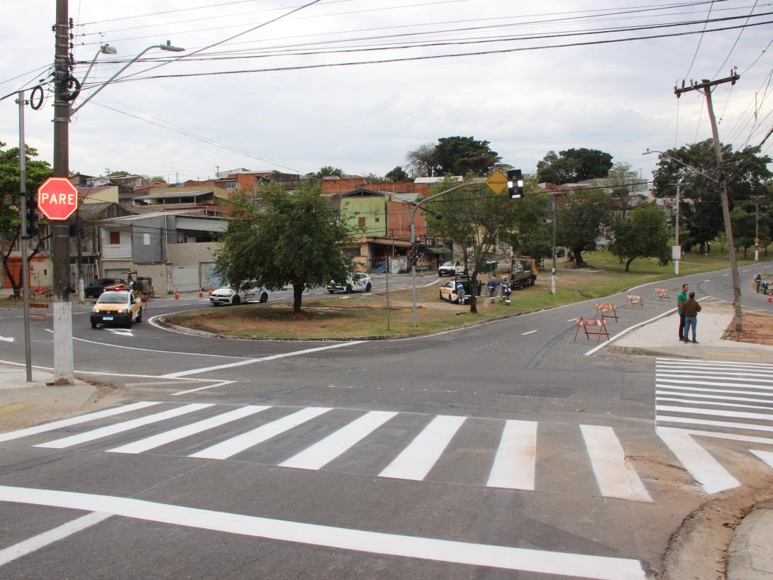 Semáforo inteligente entra em operação no Jardim Campos Elíseos em Campinas 