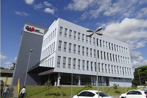 OAB suspende advogados de Campinas por 90 dias após denúncias sobre repasse de valores a clientes 