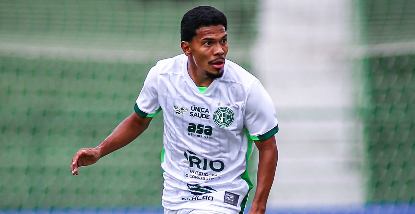 Com apenas quatro jogos na temporada, Guarani antecipa saída de lateral-direito