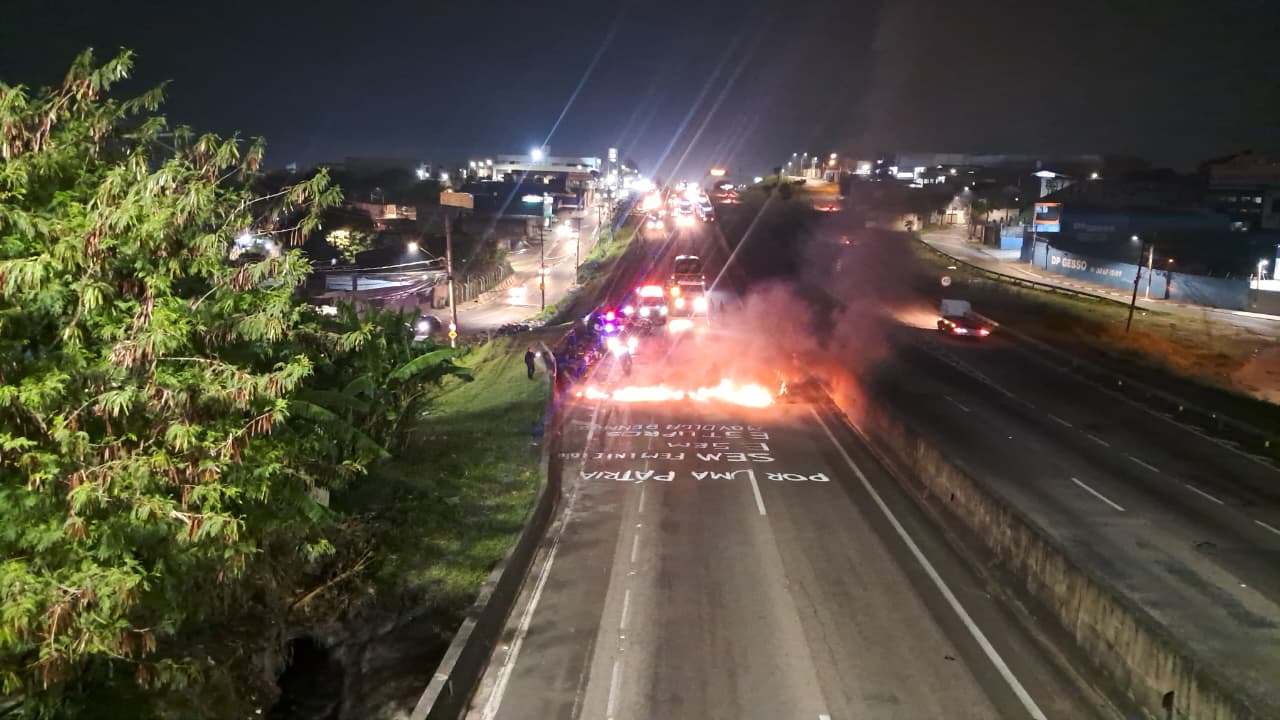 Manifestação interdita Rodovia Santos Dumont em Campinas 