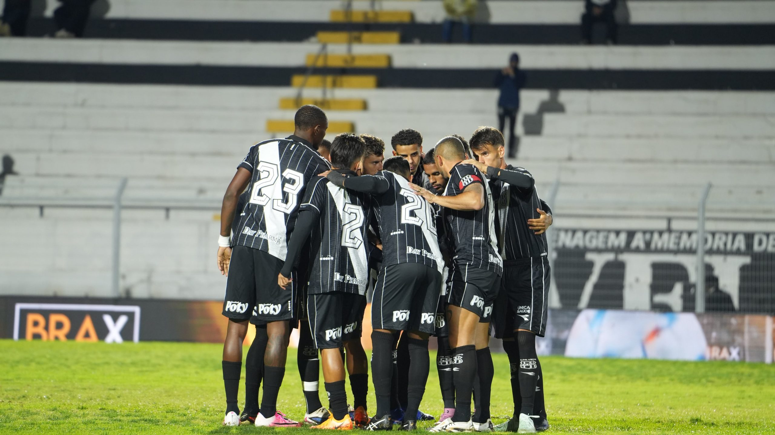 Reforçada, Ponte Preta encara o Londrina nesta noite pela Série B